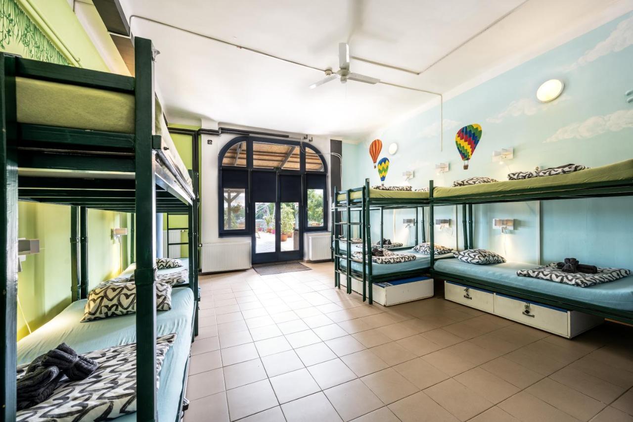 Island Hostel Budapest (Adults Only) Екстер'єр фото